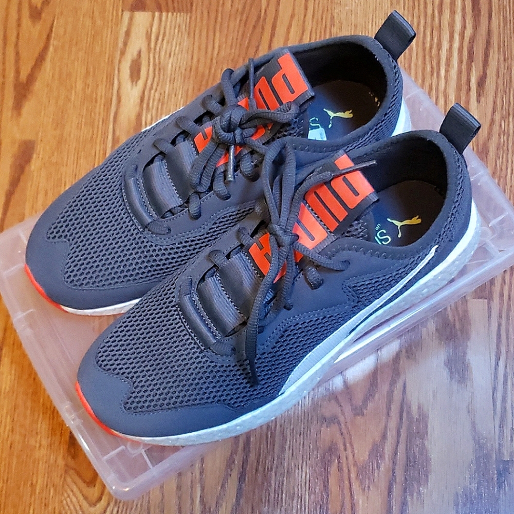 PUMA NRGY NEKO SOFTFOAM RUNNING SHOES